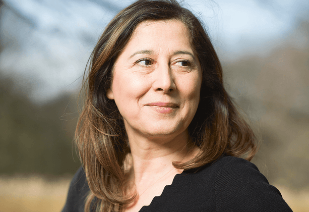 fatma-liggend